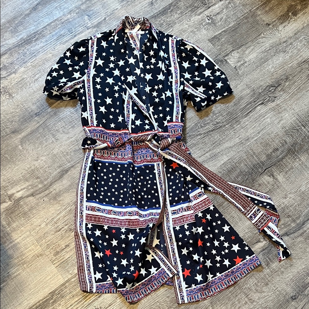 Avec Les Filles Star and Paisley Patterned Dress